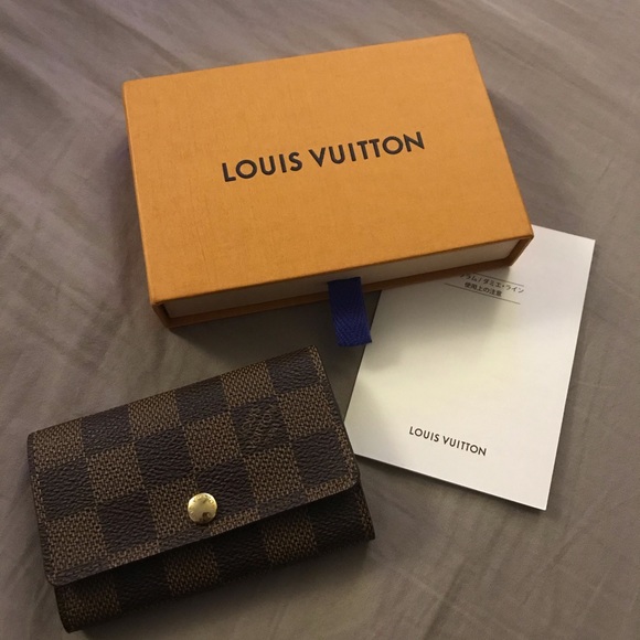 Louis Vuitton Handbags - LV Ket Holder